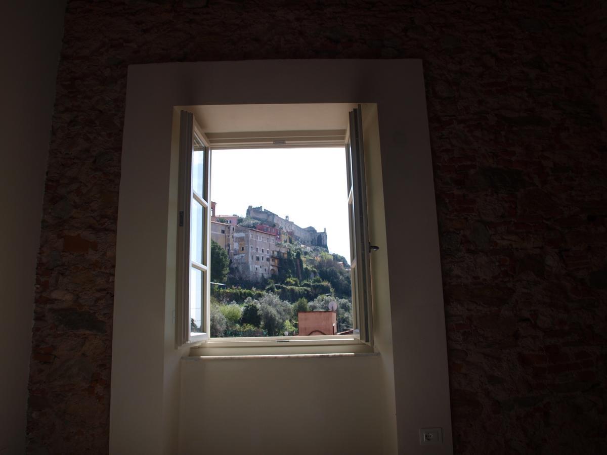 Ostello Palazzo Nizza Massa  Exterior photo